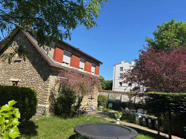Maison 6 pièces 193 m²