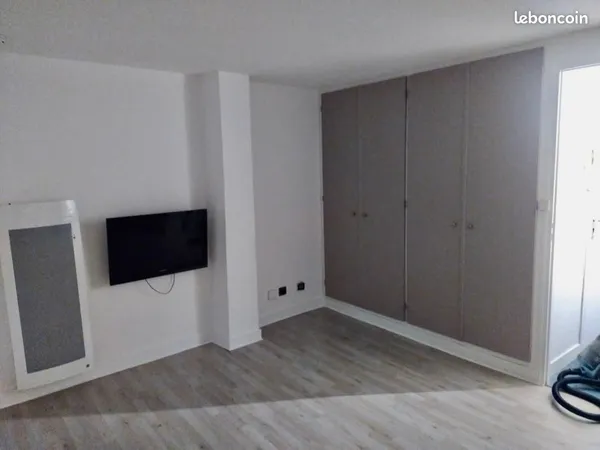 Studio 1 pièce 18 m²