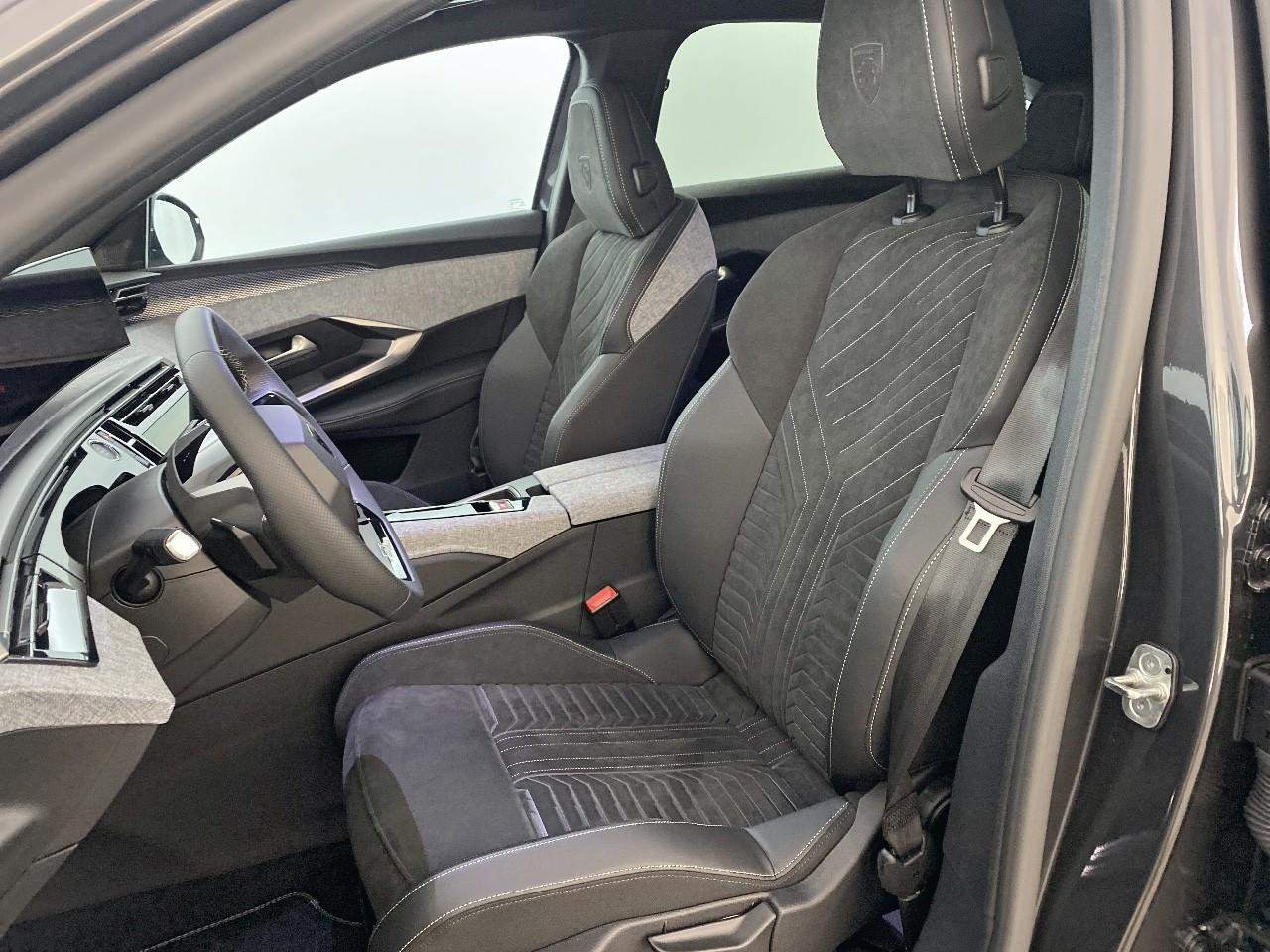 Peugeot 3008 1.2 hybrid 145ch gt e-dcs6 — photo 9