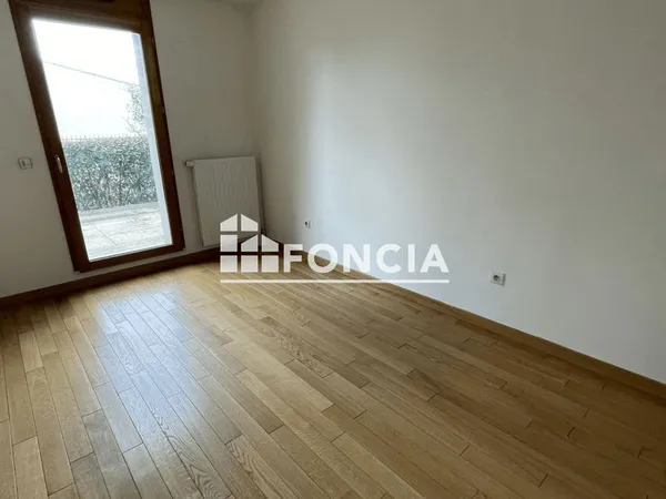 Appartement Location Trappes 2p 60m² 978€
