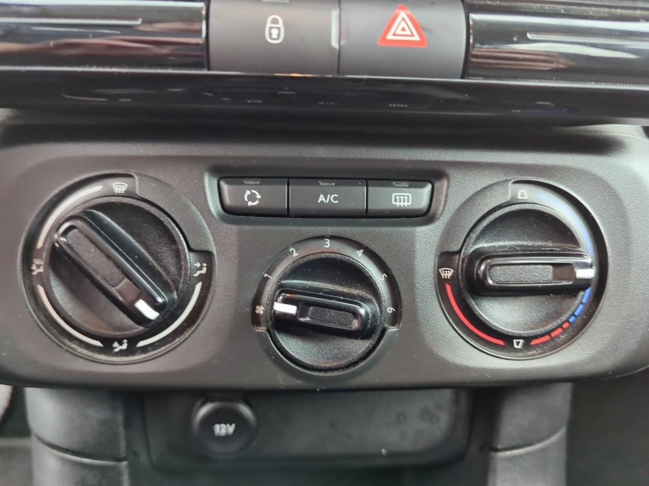 Citroën C3 societe bluehdi 100 s&s bvm6 feel — photo 23