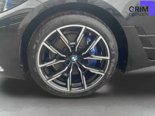 Bmw I4 edrive40 — photo 13