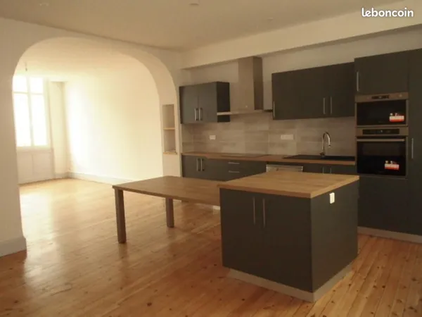 Appartement 3 pièces 131 m²