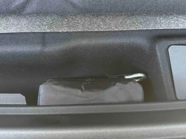 Ds Ds 7 1.6 plug-in hybrid 225ch edition france — photo 6