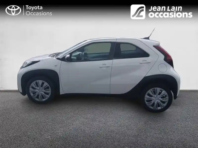 Toyota Aygo x 1.0 vvt-i 72 — photo 28