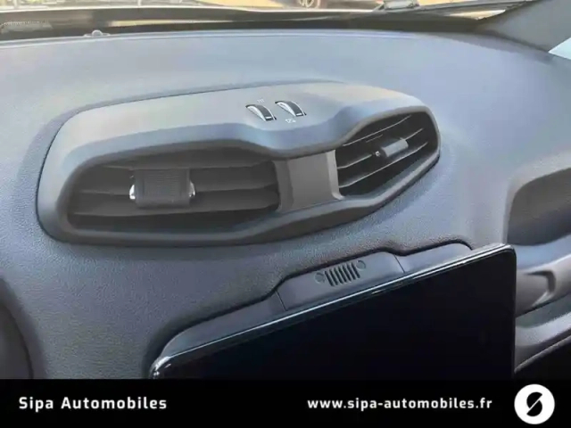 Jeep Renegade 1.5 turbo t4 130 ch bvr7 e-hybrid — photo 24