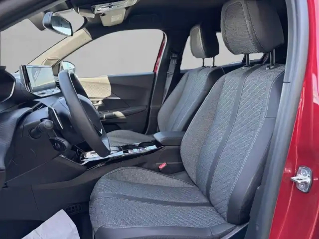Peugeot 2008 hybrid 136 e-dcs6 — photo 61