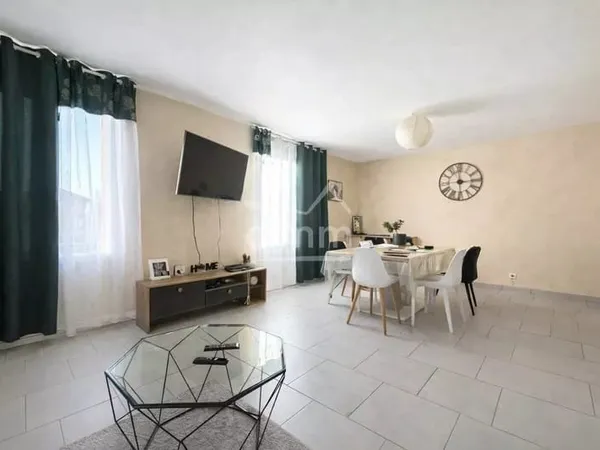 APPARTEMENT T4