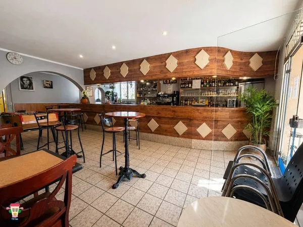 Local commercial 67 m²