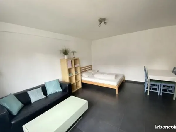 Studio 1 pièce 35 m²