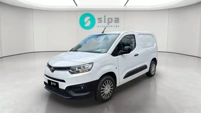 Toyota Proace city medium 1.5l 130 d-4d