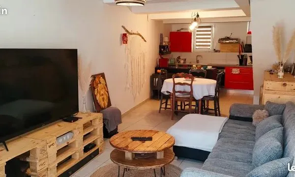 Maison de village rénovée t4