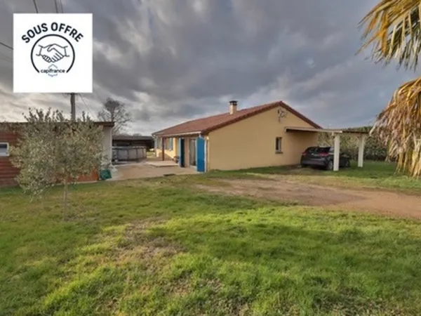 Maison à vendre 5 pièces BOZ (01)