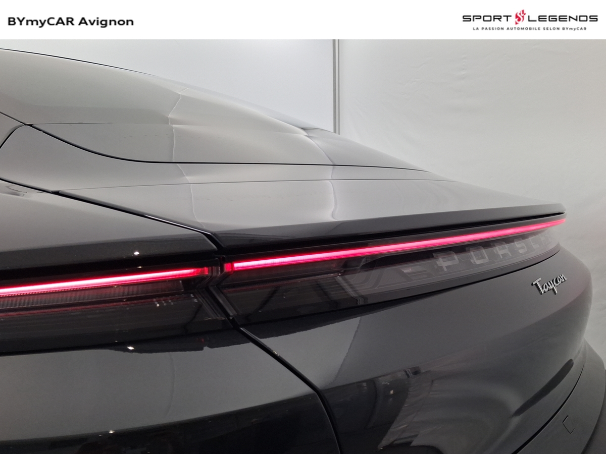 Porsche Taycan 408 ch — photo 46
