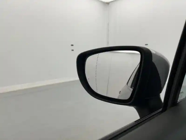 Renault Captur dci 90 intens 5p — photo 31