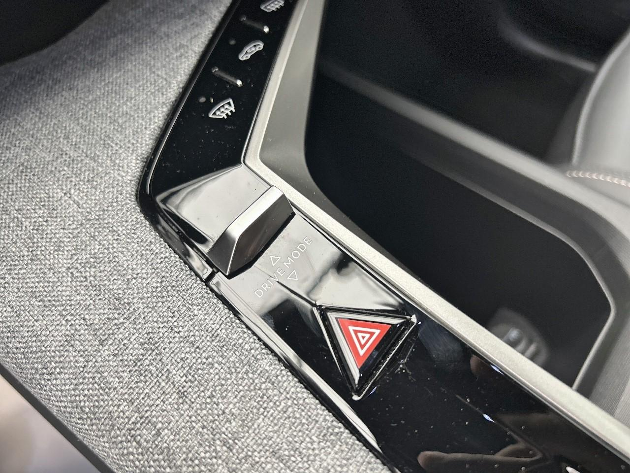 Peugeot 3008 hybrid 145 e-dcs6 allure — photo 19