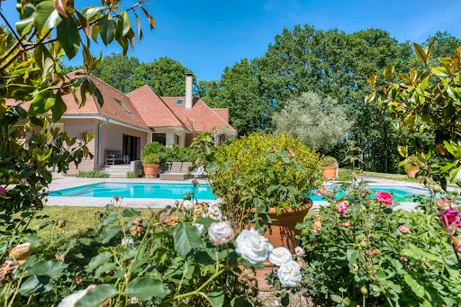 Propriété 400 m²