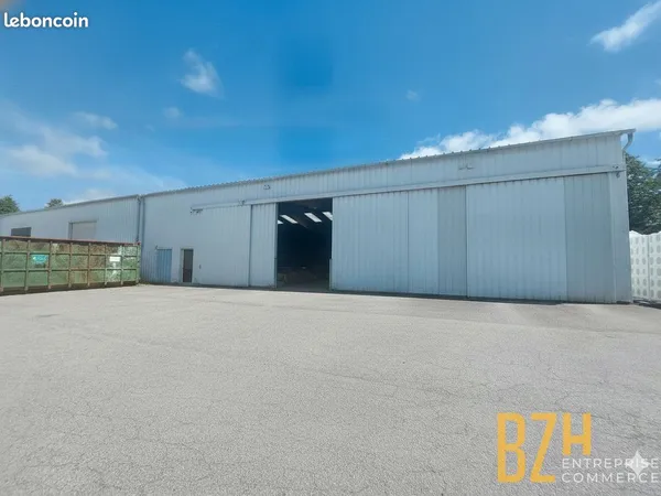 Local 500 m² LORIENT