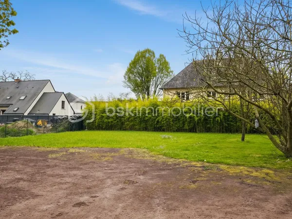 Terrain 680 m²