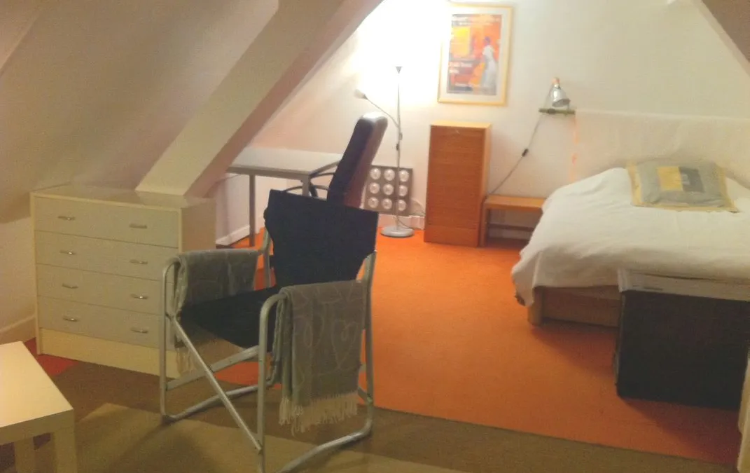 Photo 1