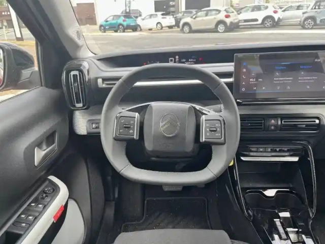 Citroën C3 hybride 110 ch automatique — photo 9