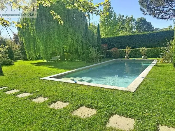 Maison 6 pièces 200 m²