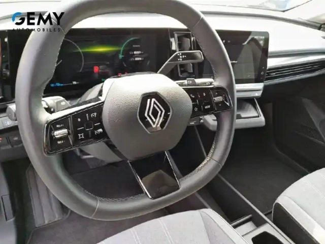 Renault Megane e-tech ev60 220 ch super charge — photo 13