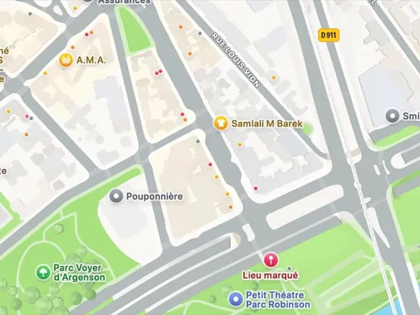 Boutique 2 pièces 290 m²