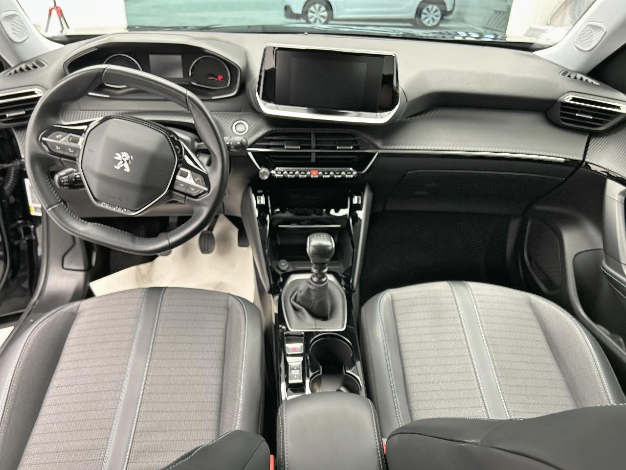 Peugeot 2008 puretech 100 s&s bvm6 allure — photo 12