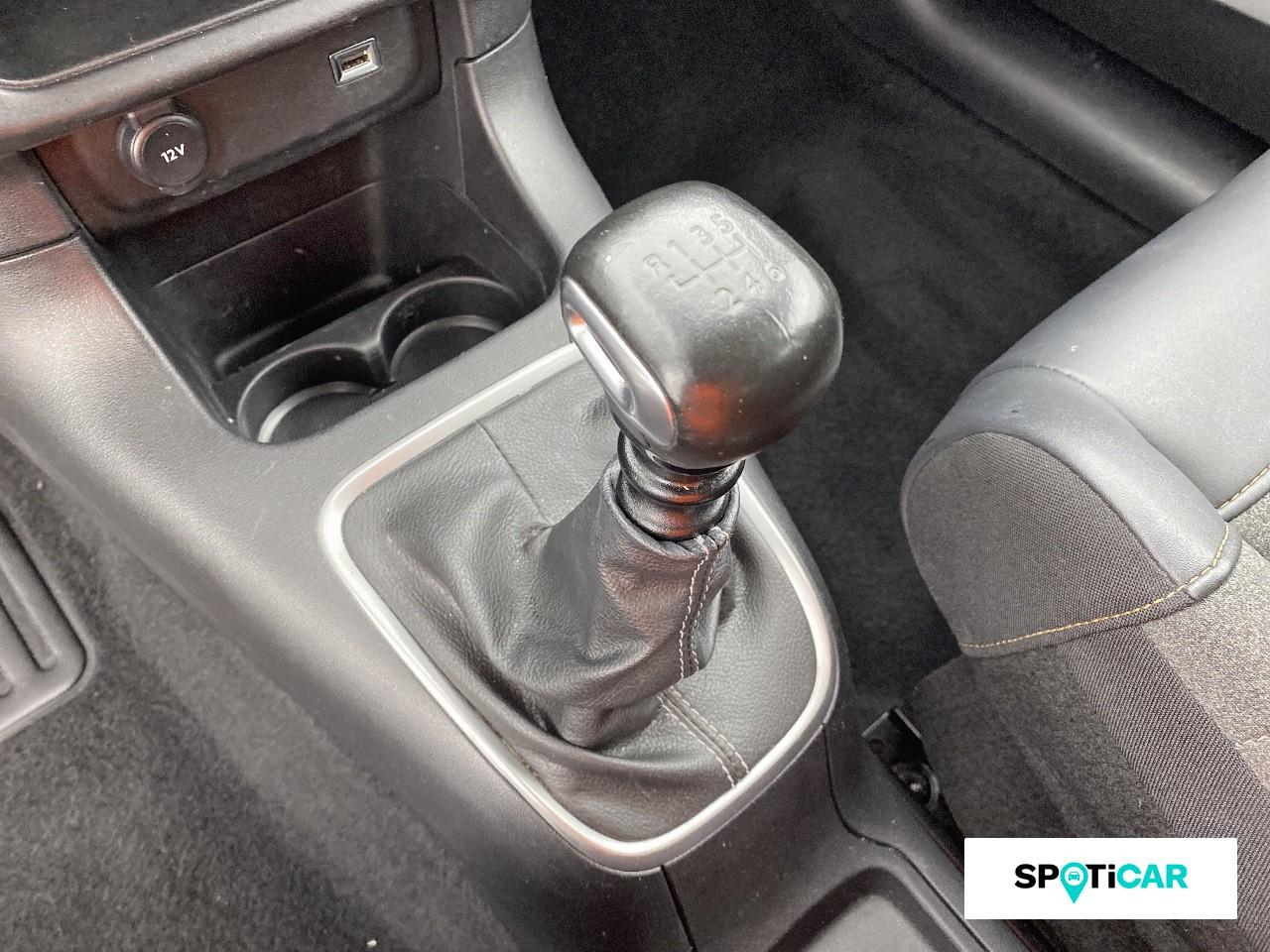 Citroën C3 1.5 bluehdi 100ch s&s shine pack e6.d — photo 14