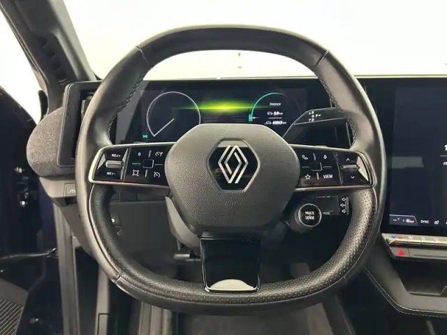 Renault Megane e-tech ev40 130ch standard charge — photo 77