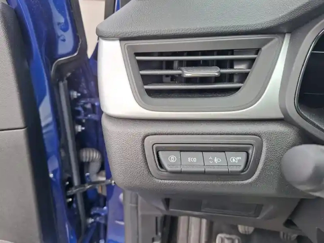 Renault Captur tce 90 ch — photo 11