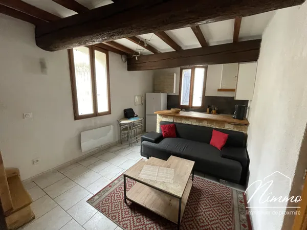 APPPARTEMENT TYPE 2 BIS SAINT GILLES