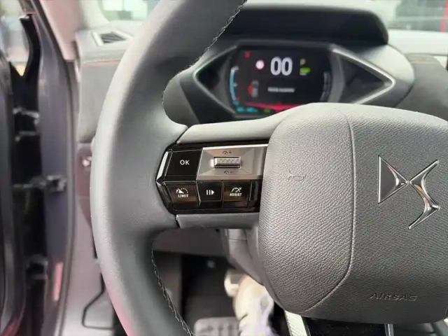 Ds Ds 3 e-tense — photo 19