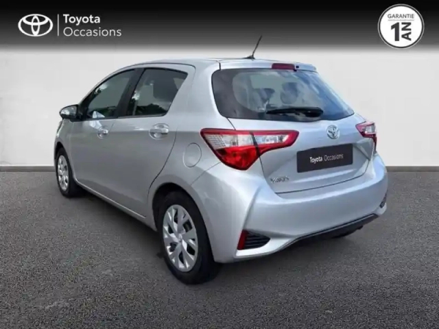 Toyota Yaris 70 vvt-i france connect 5p rc19 — photo 3