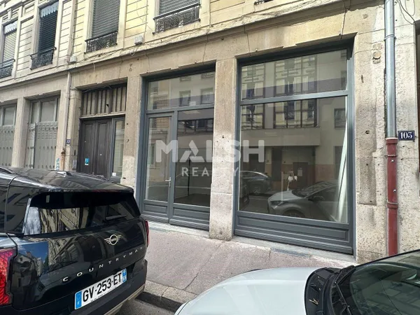 Local commercial 63 m²