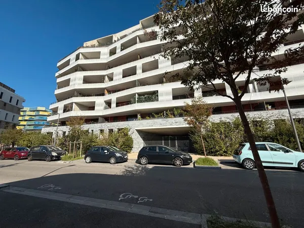 A vendre appartement T3 Montpellier Port Marianne