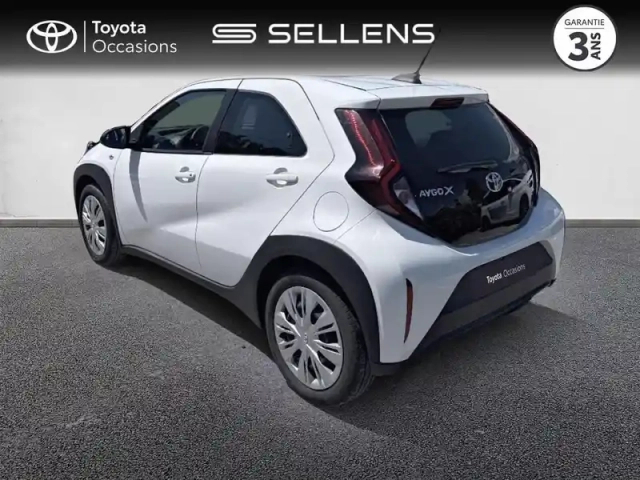 Toyota Aygo X 1.0 vvt-i 72ch dynamic my24 — photo 2