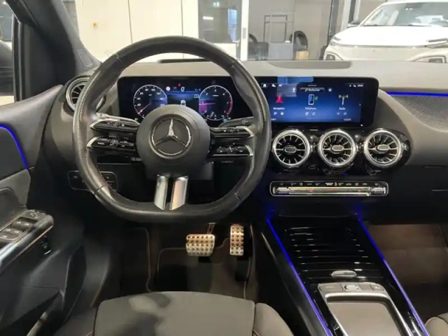 Mercedes Classe B 200 d amg line — photo 14