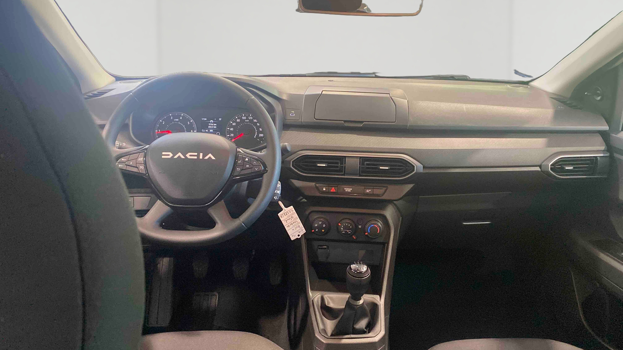 Dacia Sandero SCe 65 GSR2 — photo 9