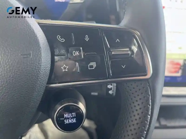 Renault Megane e-tech 220 ch autonomie confort gsr2 — photo 18
