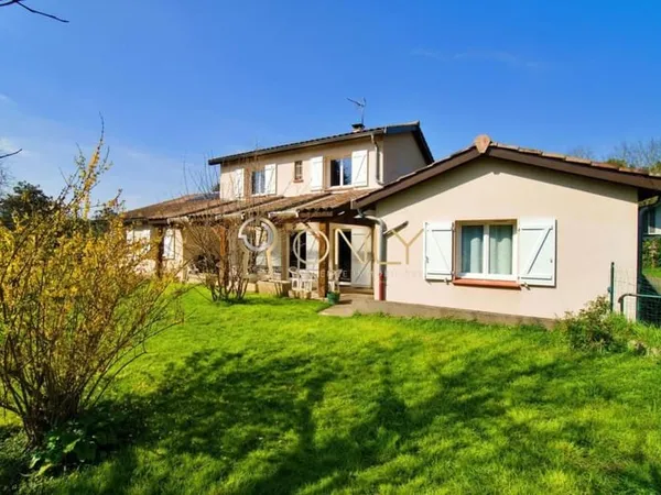 Saint Didier de Formans - Maison individuelle - 176m² habitables - 4 Chambres - Garage