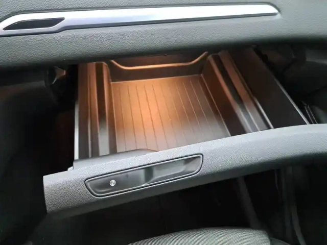 Renault Scenic grand  dci 110 energy — photo 42