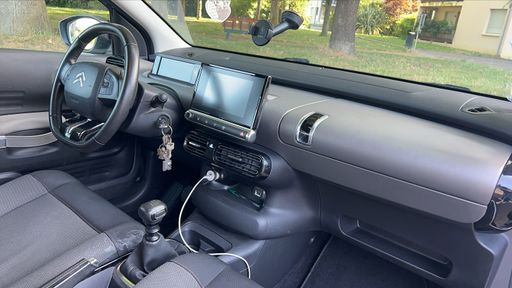 Citroen C4 Cactus 1.5 BlueHDi 102 - Feel Business – 2019 – 131579 km – Diesel – Boîte Manuelle — photo 15
