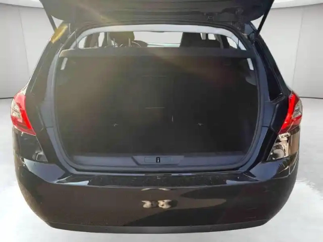 Peugeot 308 1.2 puretech 130ch ?6.c s&amp;s allure — photo 5