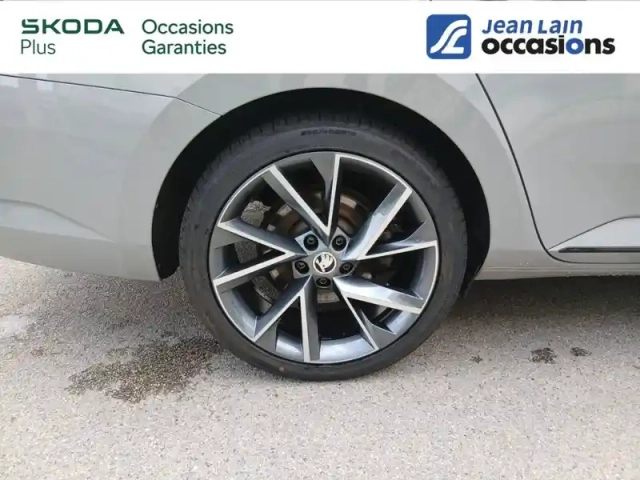 Skoda Superb combi 1.4 tsi phev 218 ch dsg6 — photo 12