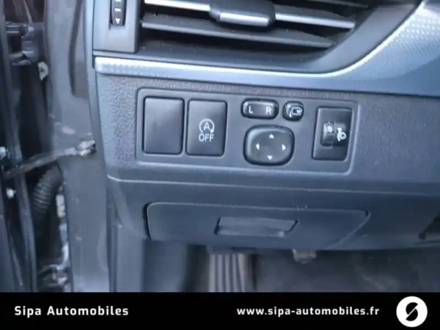 Toyota Avensis touring sports pro 112 d-4d — photo 23