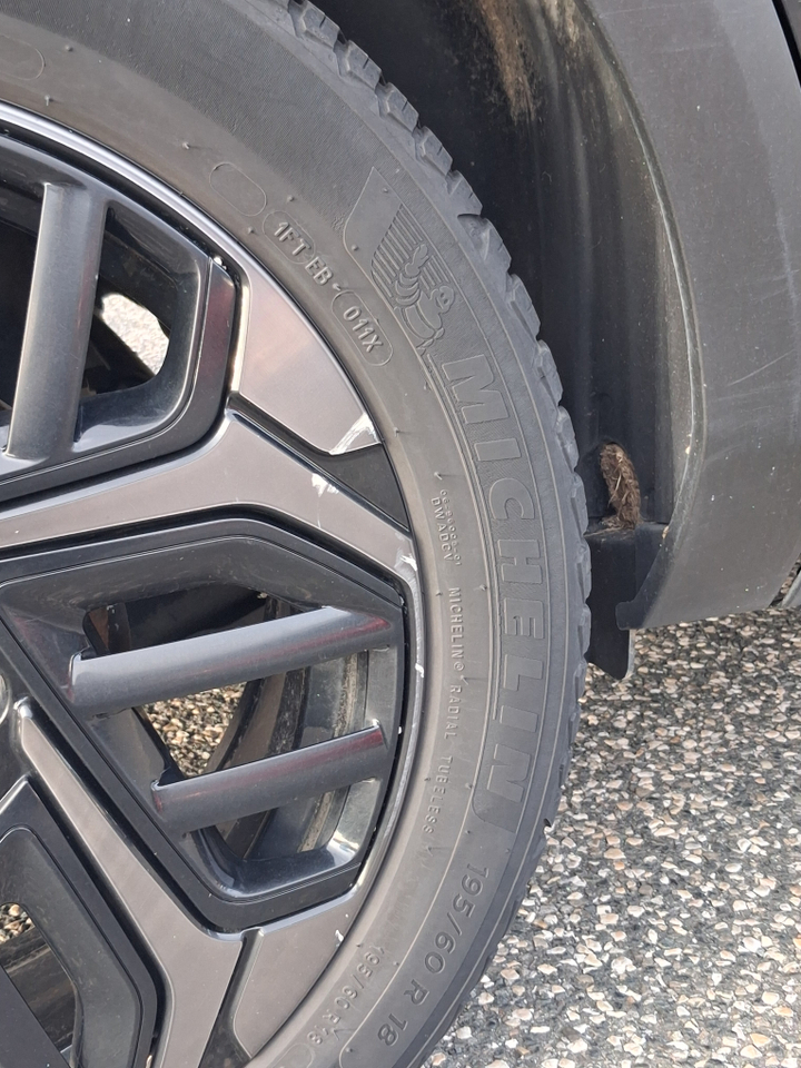 Citroen C4 BlueHDi 130 S&amp;S EAT8 — photo 32
