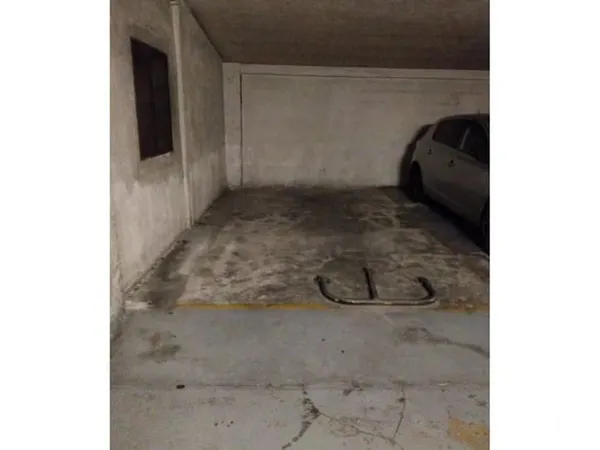 Parking/Garage/Box