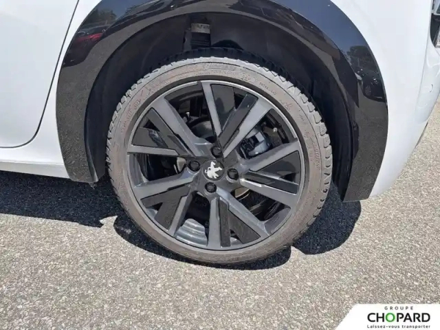Peugeot 208 puretech 100 s&amp;s eat8 — photo 11
